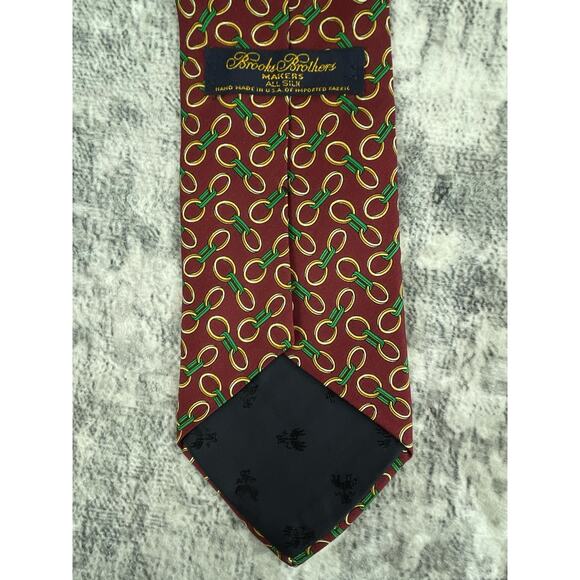 Brooks Brothers Silk Tie Red Chain Link Pattern Classic Menswear - Picture 3 of 5